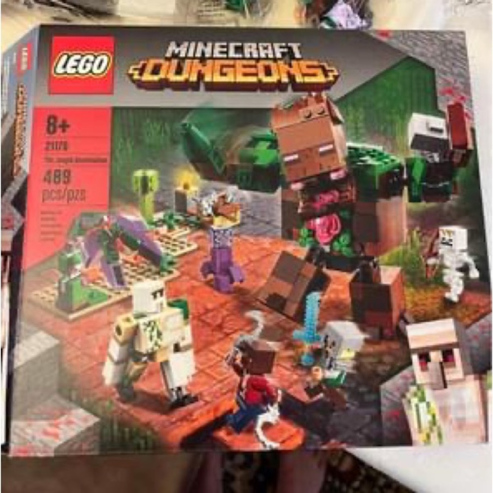 Lego Minecraft Set